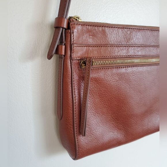 Fossil felicity medium size cross body leather purse - Picture 11 of 14